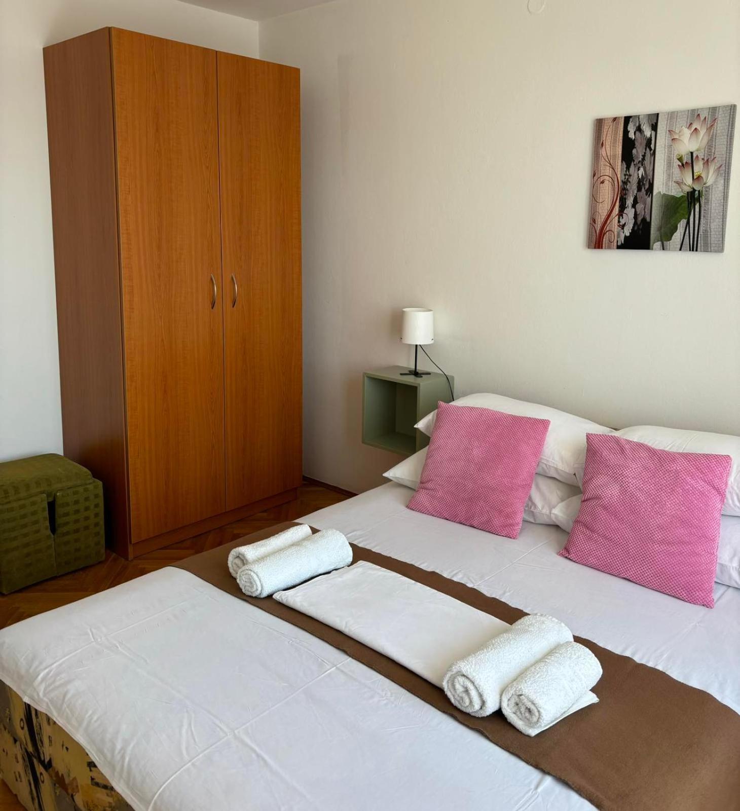 Helen Apartments تْسْغيكفانِتْسا المظهر الخارجي الصورة