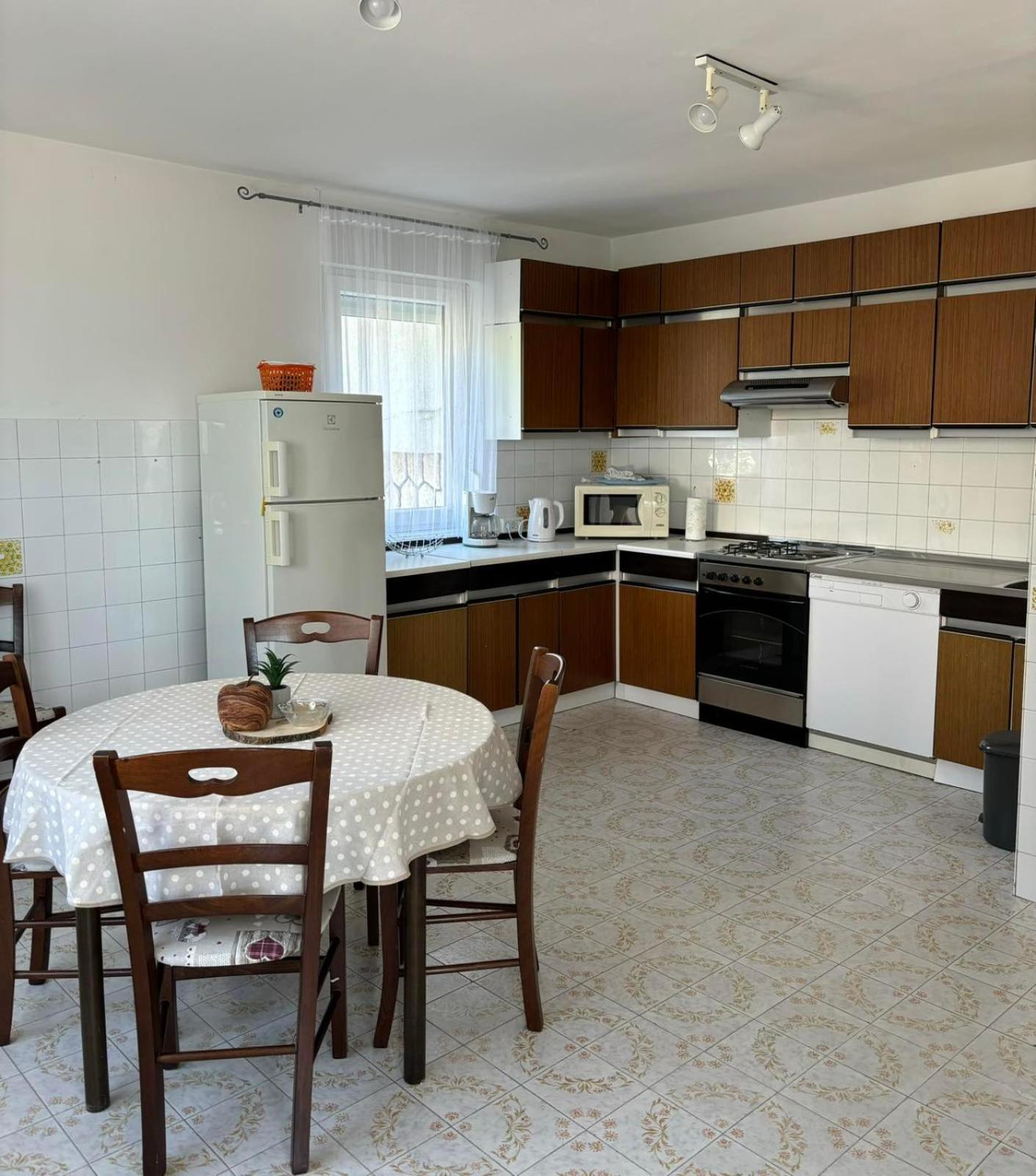 Helen Apartments تْسْغيكفانِتْسا المظهر الخارجي الصورة